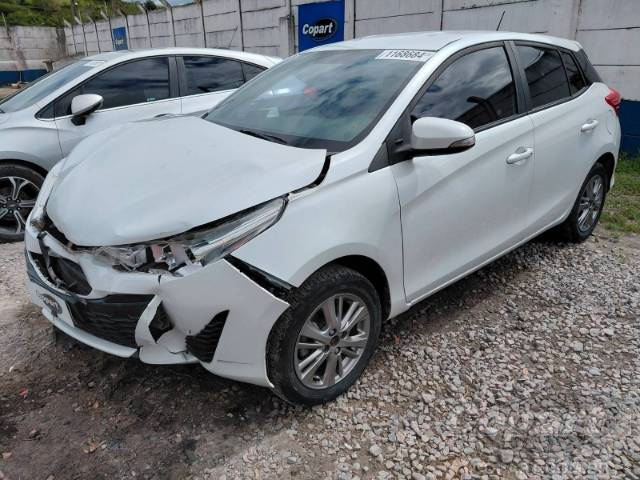 2021 TOYOTA YARIS 