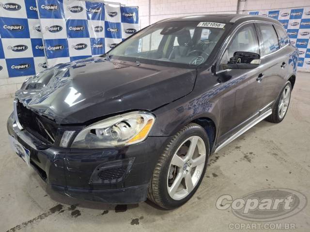 2013 VOLVO XC60 