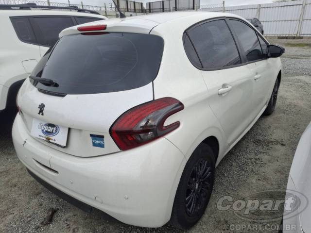 2017 PEUGEOT 208 