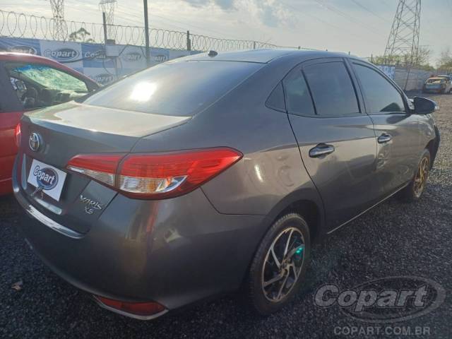 2023 TOYOTA YARIS SEDA 