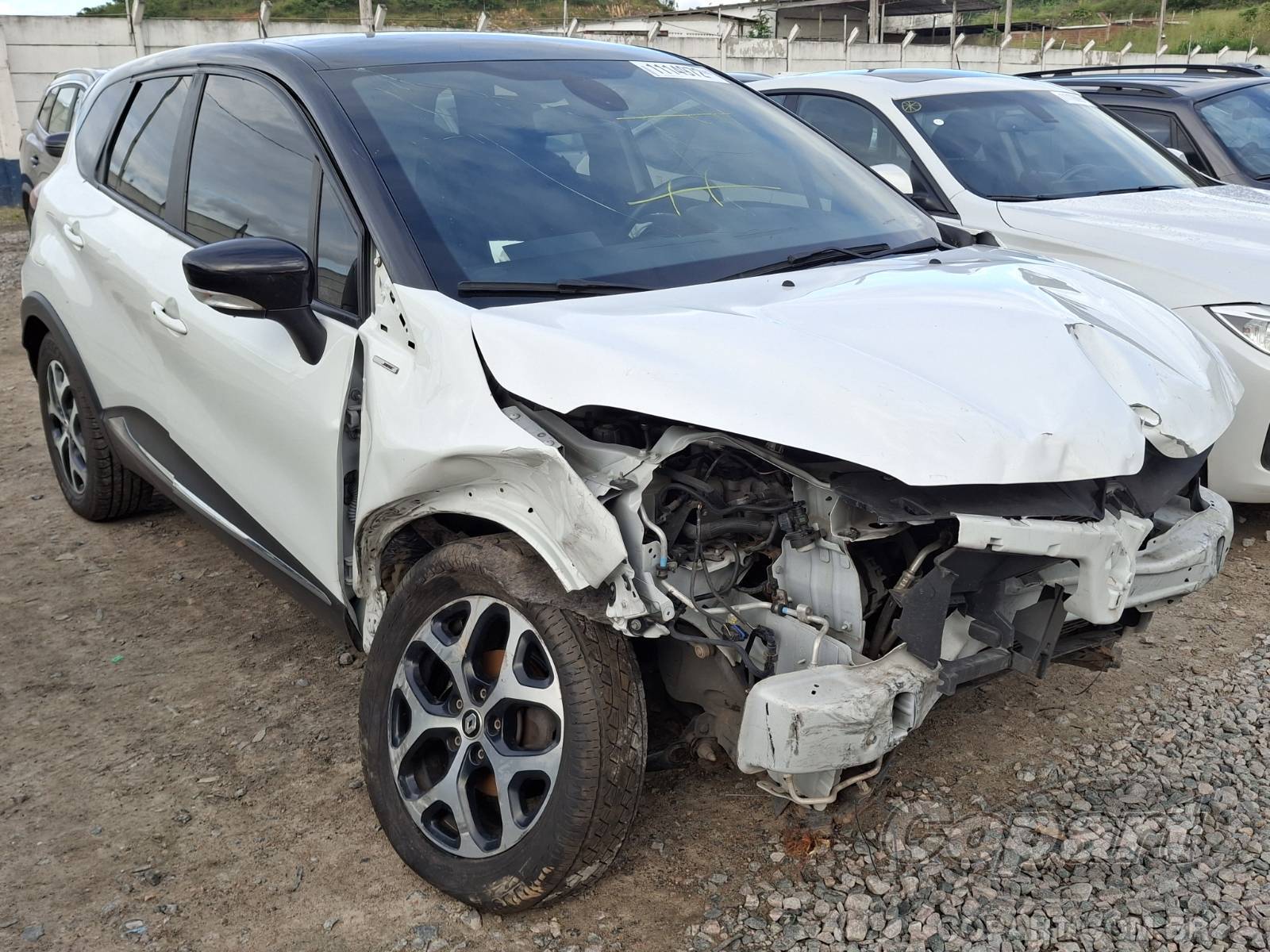 Veículo Renault Captur Renault Captur Bose 1.6 16V SCe 2021 Colisão 2021 em leilão