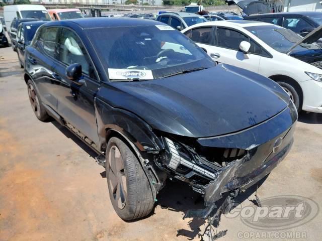 2024 VOLVO EX30 
