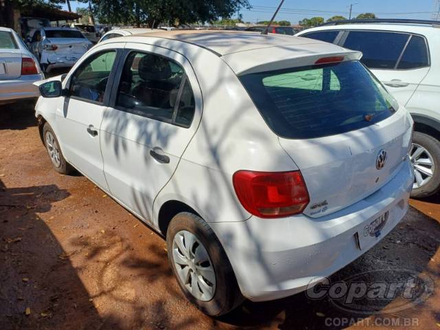 2015 VOLKSWAGEN GOL 