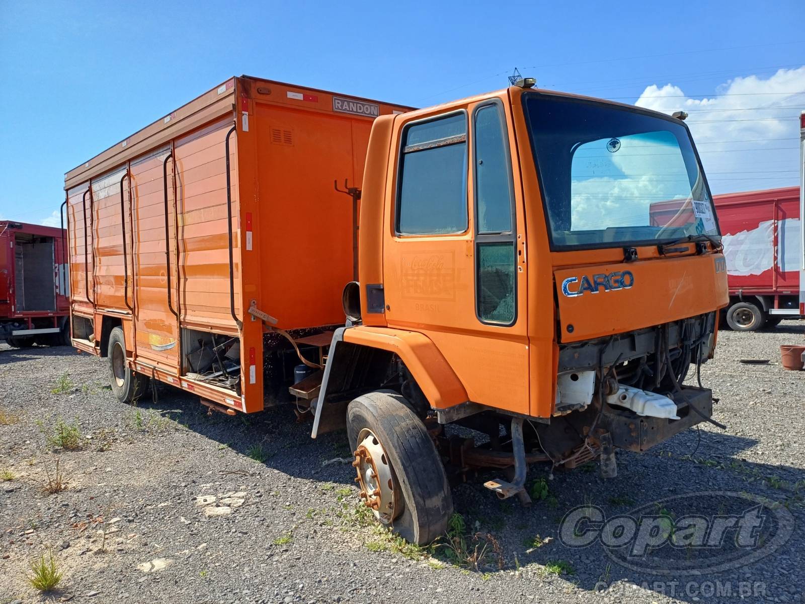 Ford Cargo 1717E 3.9 Turbo 2010 Médio Enchente
