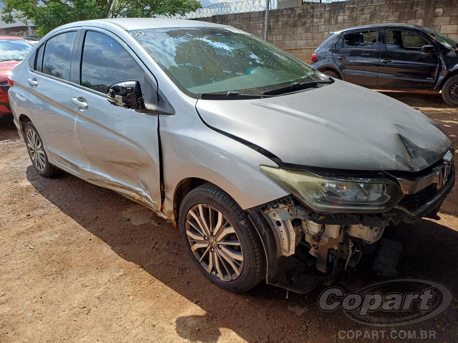 Honda City EX 1.5 16V i-VTEC 2018 Médio Dano Lateral