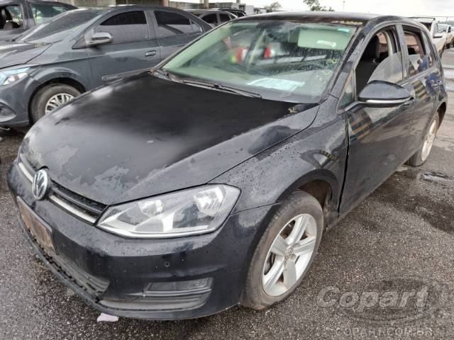 2015 VOLKSWAGEN GOLF 