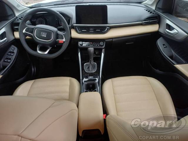 2025 FIAT FASTBACK 
