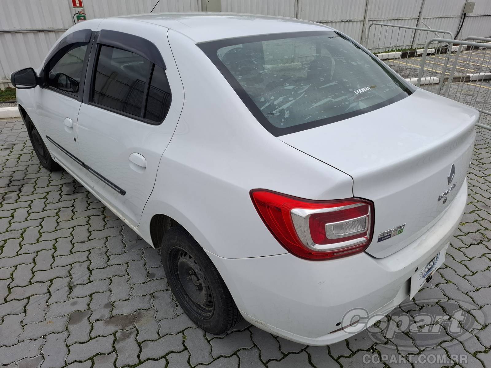 2015 RENAULT LOGAN — foto 3 de 10