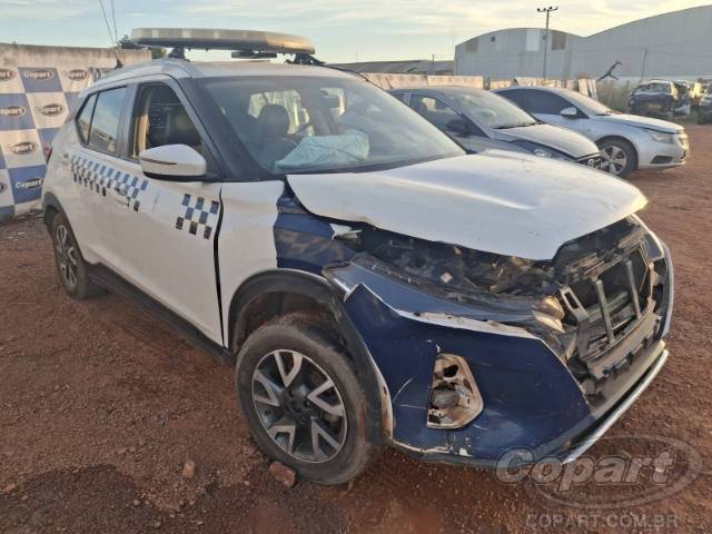 2024 NISSAN KICKS 