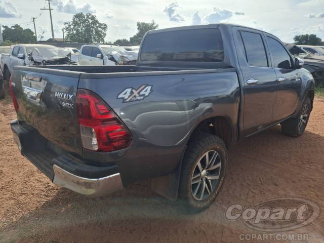 2017 TOYOTA HILUX CD 