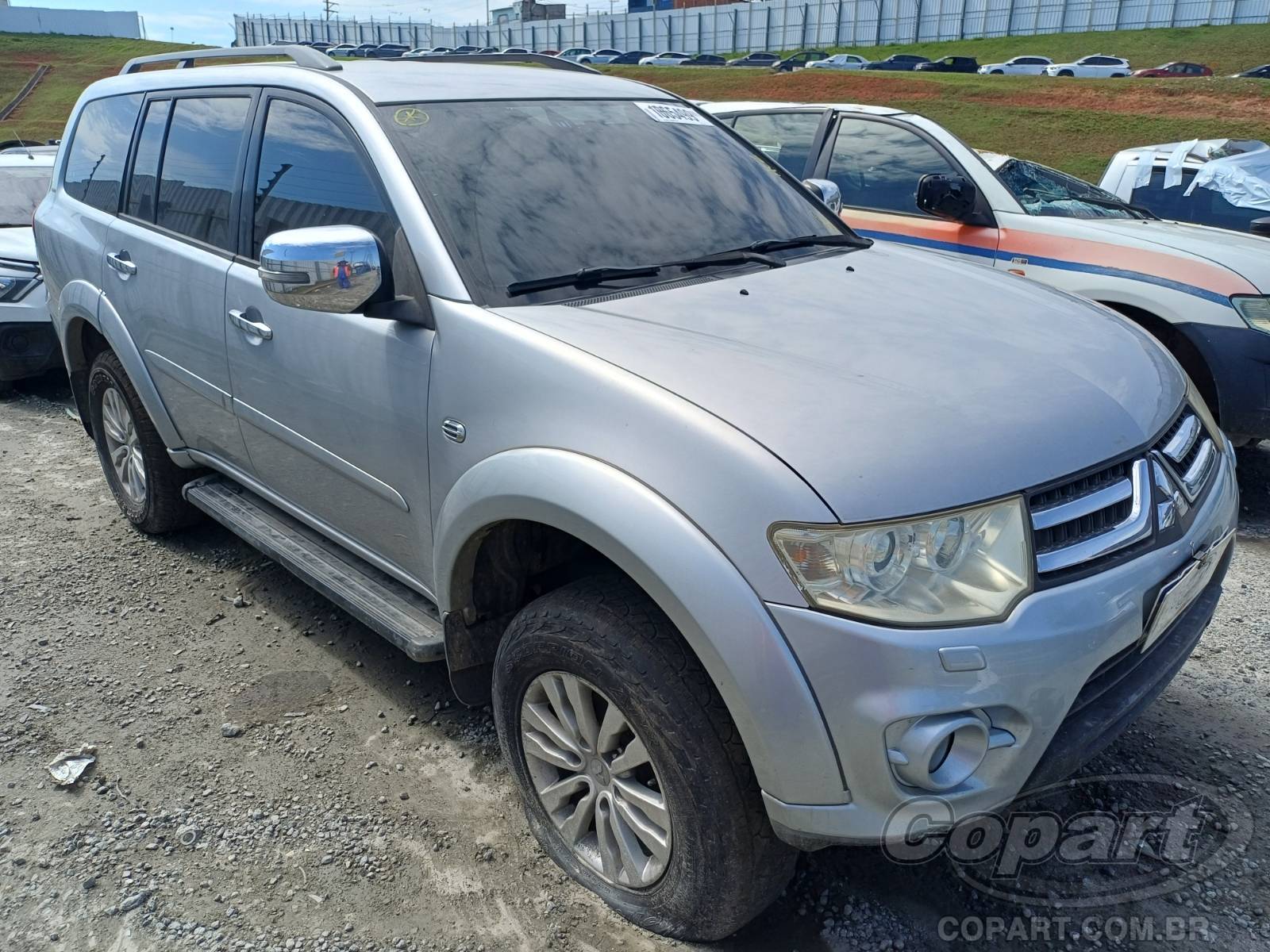 Mitsubishi Pajero Dakar 2015