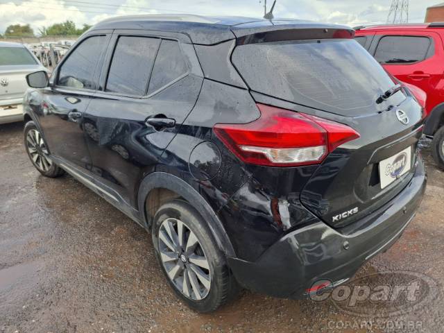 2019 NISSAN KICKS 