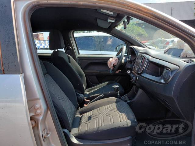 2025 FIAT STRADA CD 