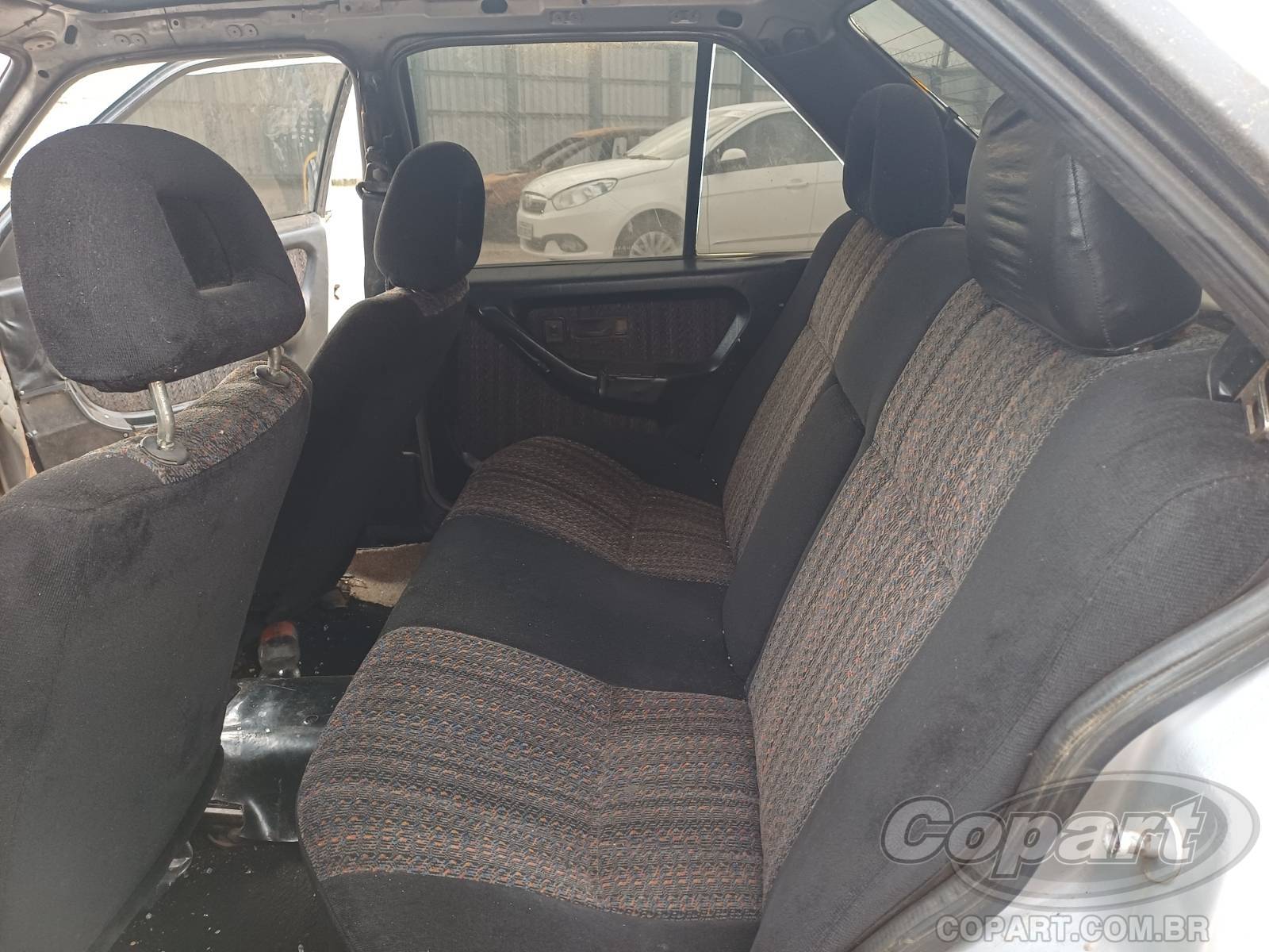 Foto 6 de 10: 1993 CHEVROLET MONZA
