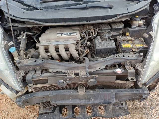 2011 HONDA FIT 