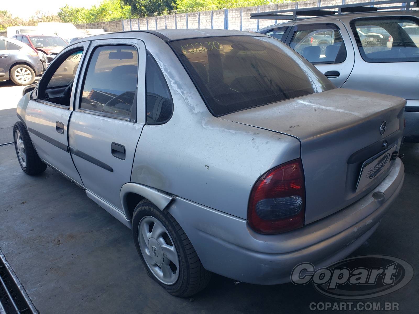 Foto 3: 2001 CHEVROLET CORSA SEDAN