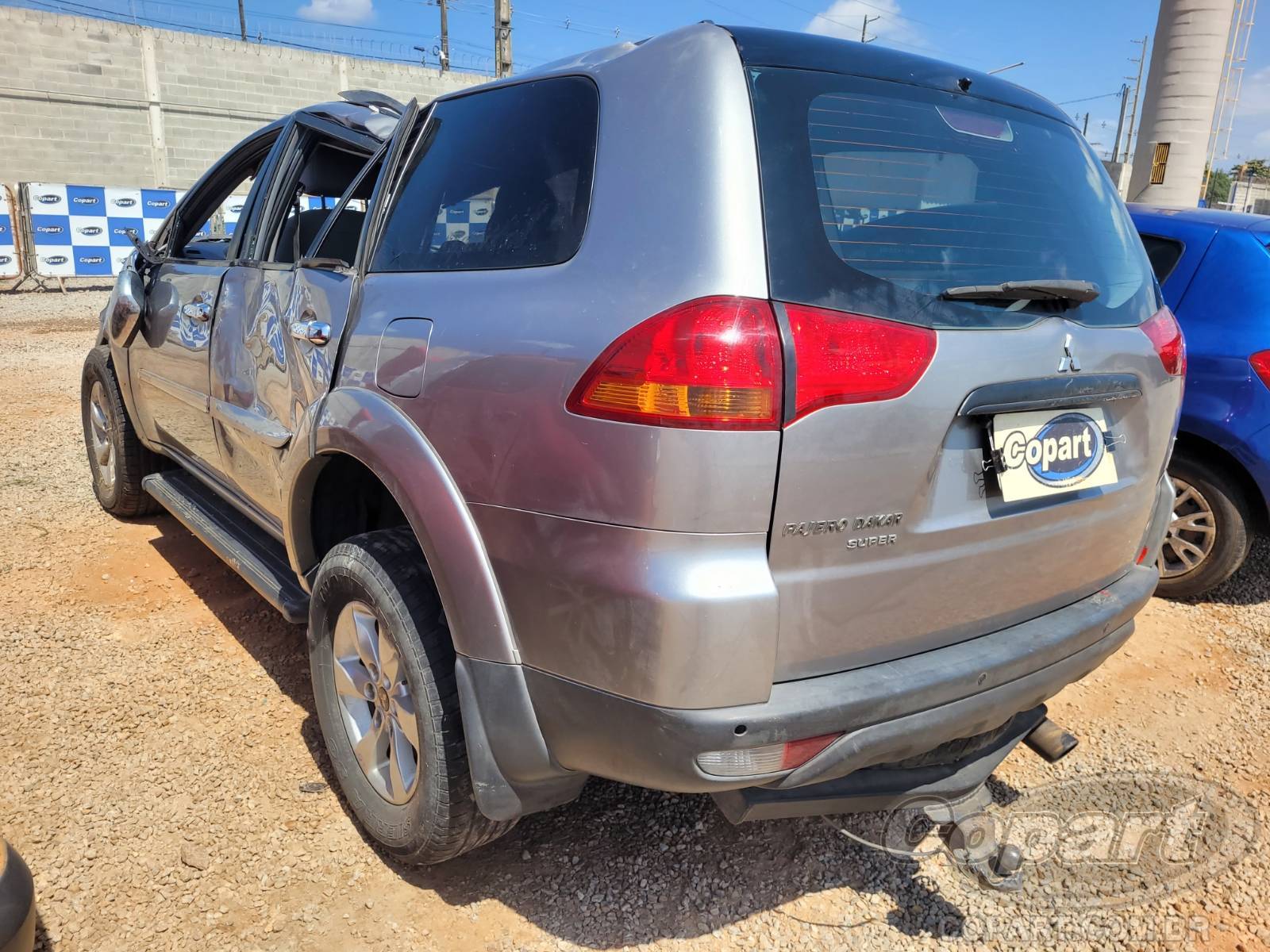 2013 MITSUBISHI PAJERO DAKAR — foto 3 de 12