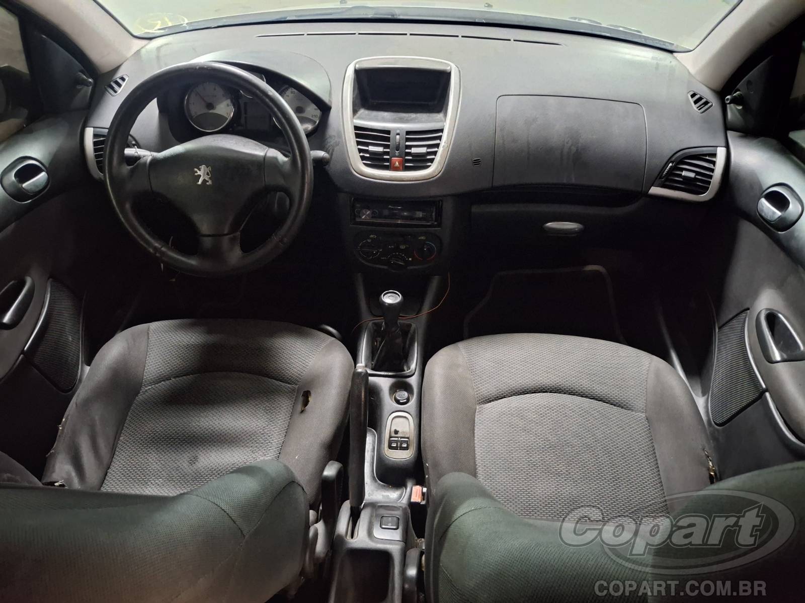 Foto 9 de 10: 2013 PEUGEOT 207
