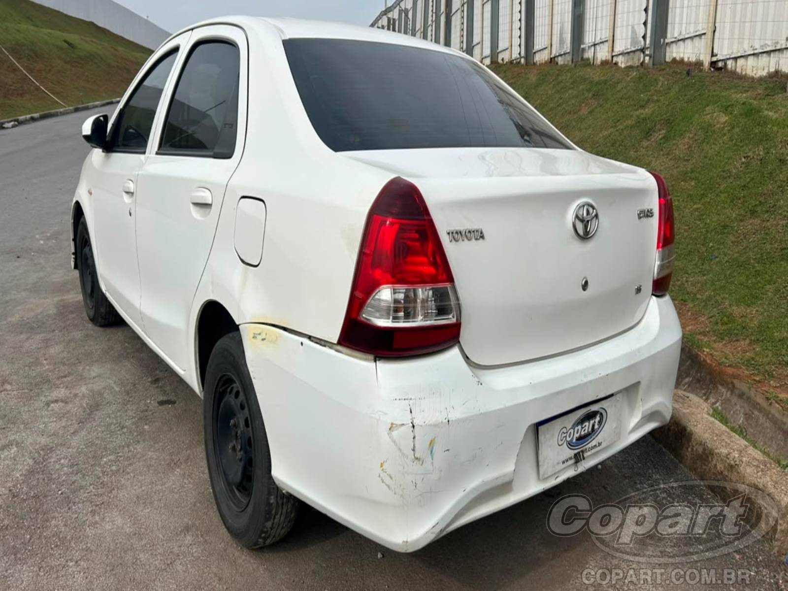 Foto 3: 2020 TOYOTA ETIOS SEDA