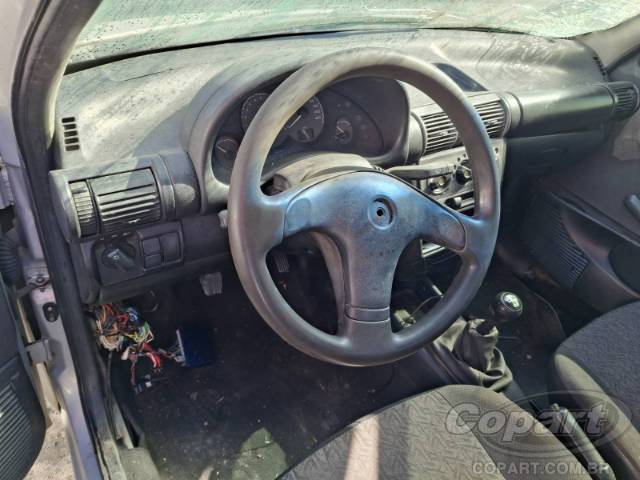 2005 CHEVROLET CLASSIC 