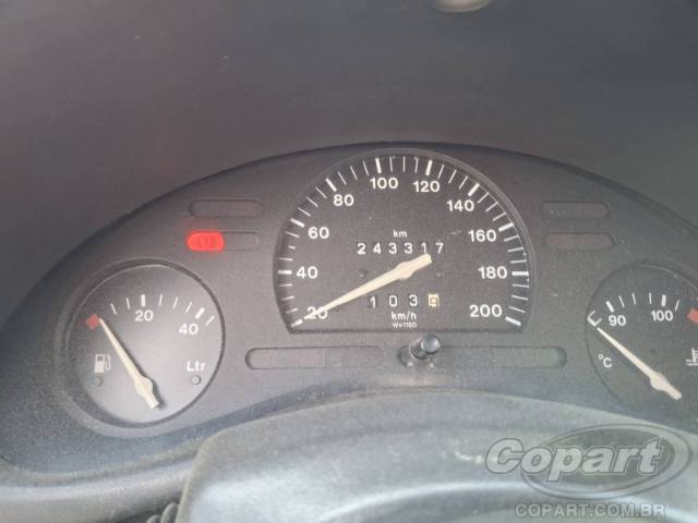 1997 CHEVROLET CORSA 