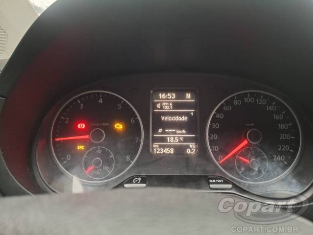 2013 VOLKSWAGEN FOX 