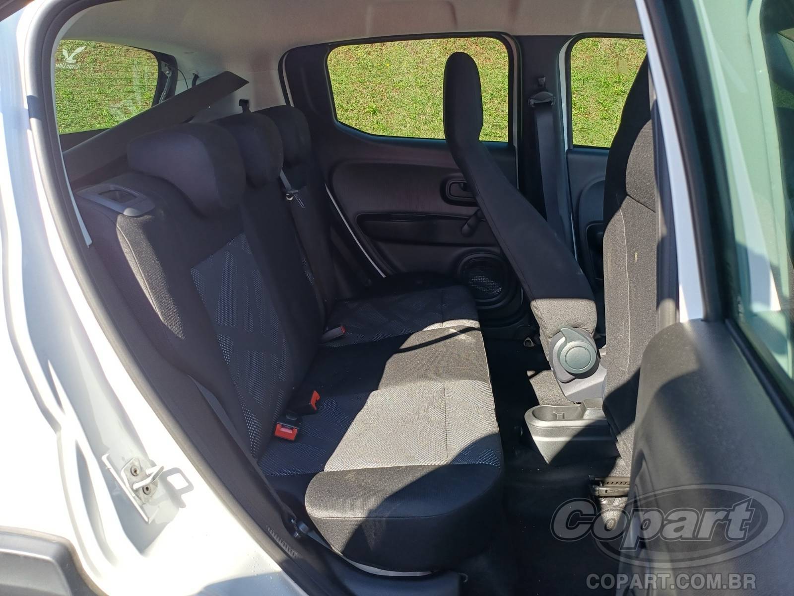 Foto 6 de 10: 2026 FIAT MOBI