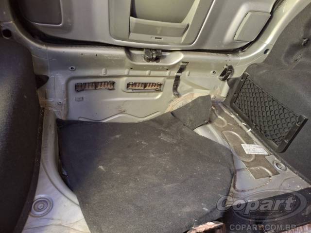2016 VOLKSWAGEN FOX 