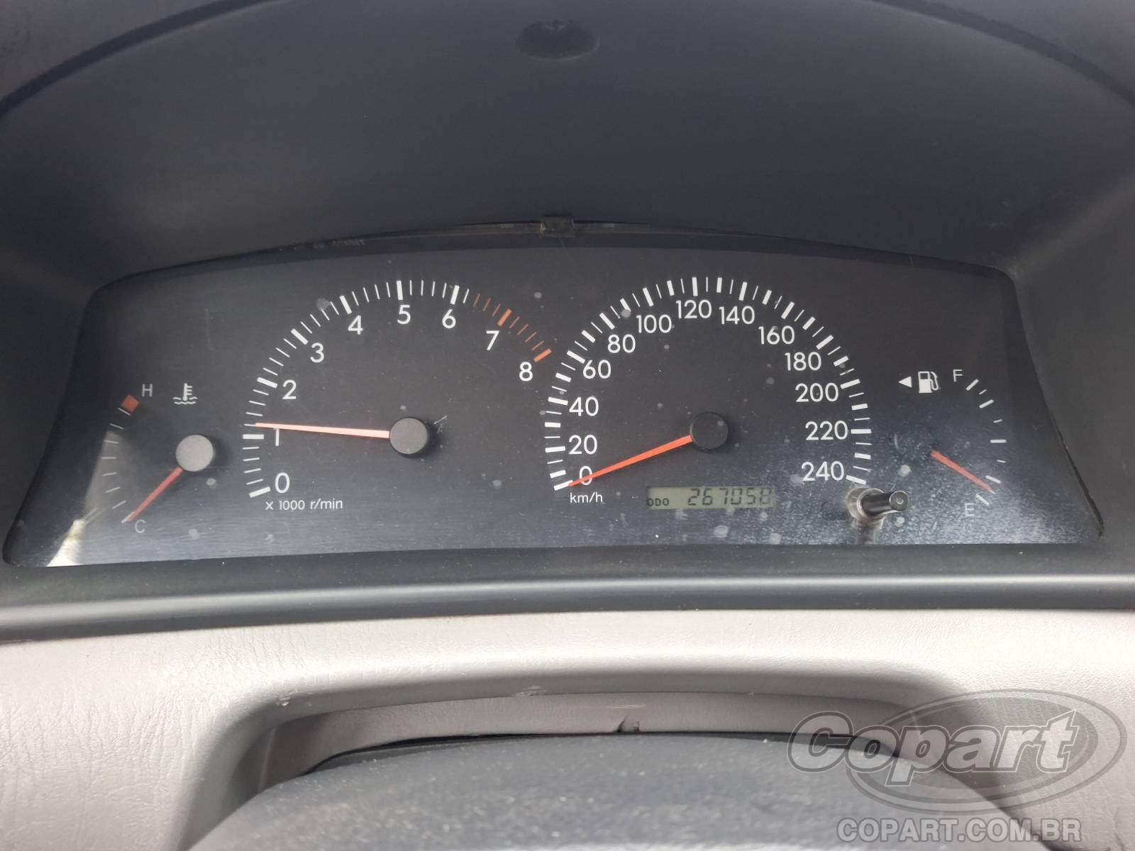 2004 TOYOTA COROLLA — foto 8 de 10