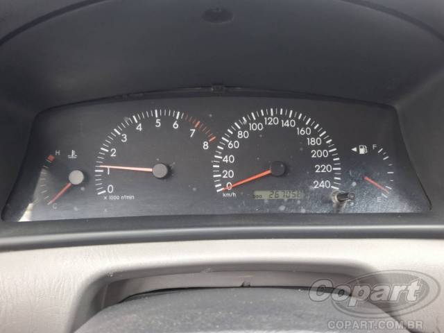 2004 TOYOTA COROLLA 