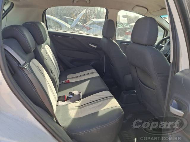 2014 FIAT PUNTO 
