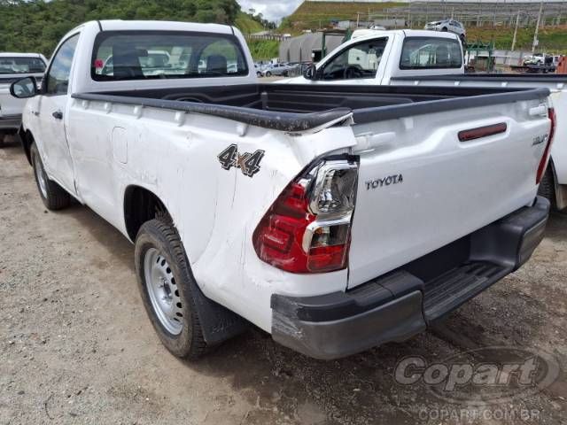 2024 TOYOTA HILUX CS 