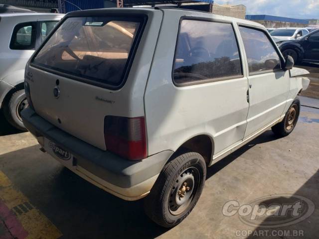 2013 FIAT UNO 