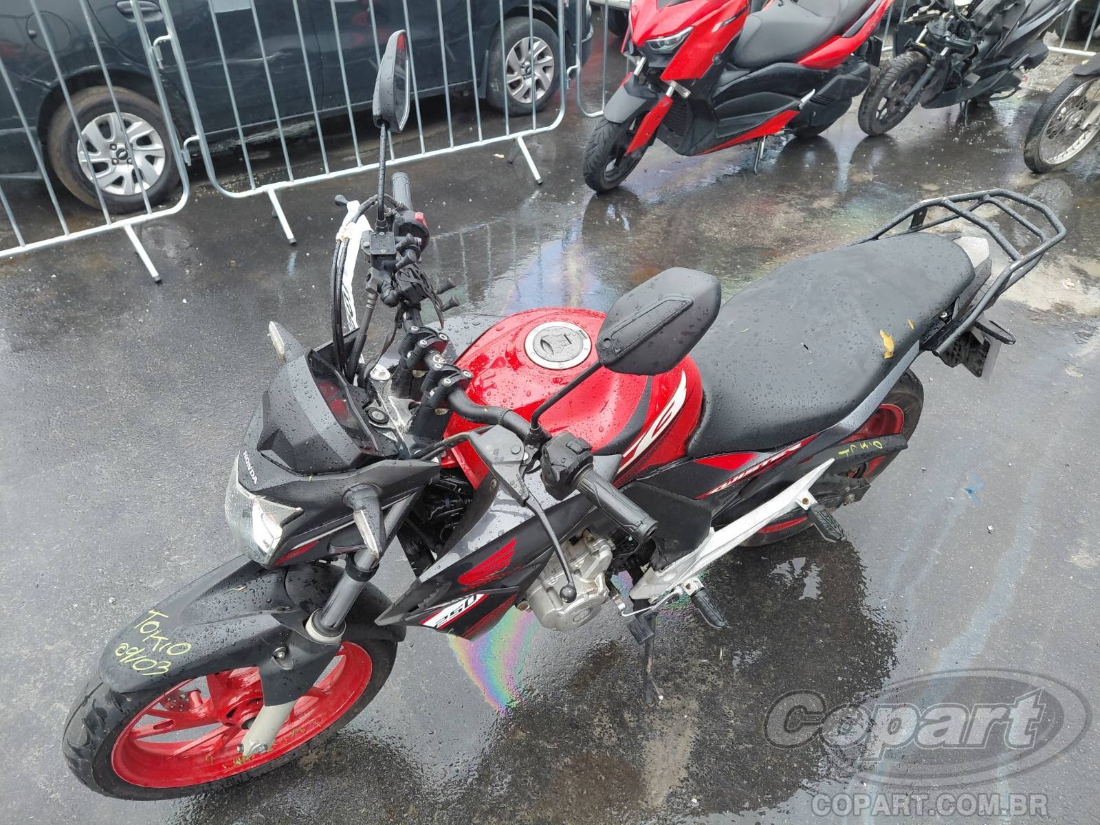 Foto 2: 2020 HONDA CB 250 F