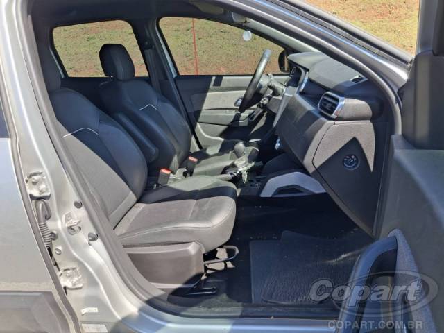 2022 RENAULT DUSTER 