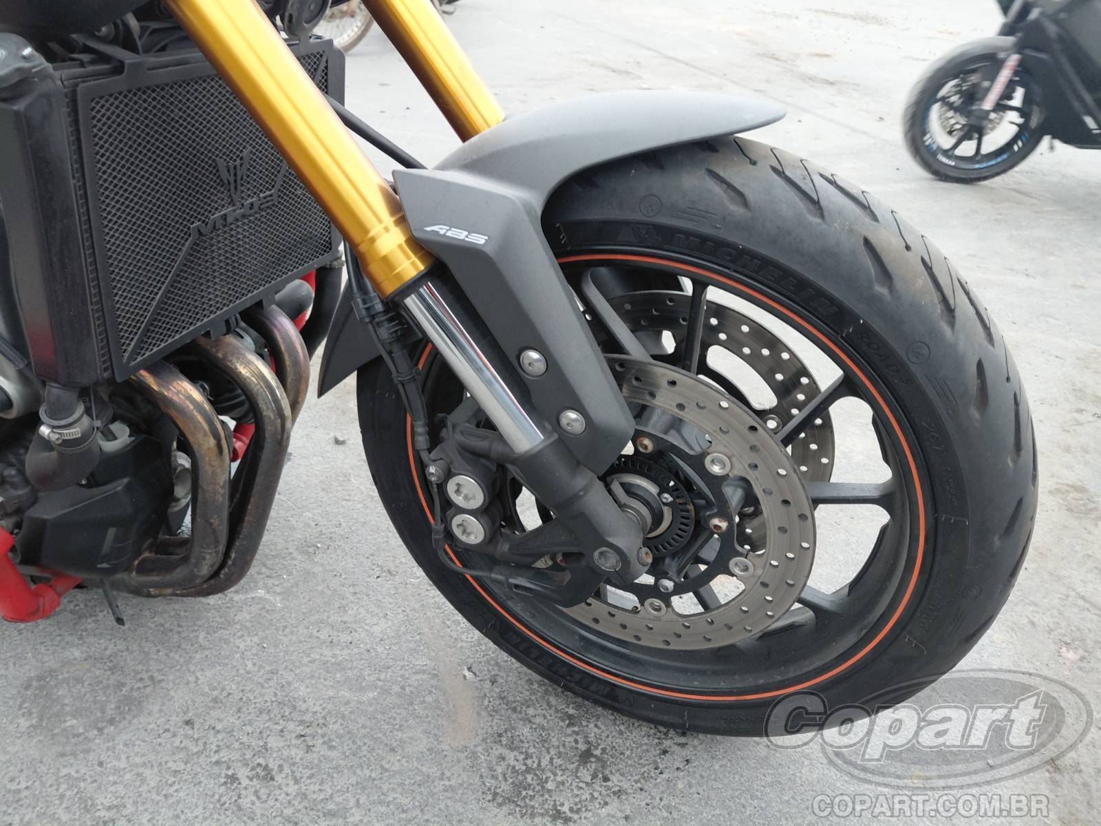 Foto 8 de 11: 2016 YAMAHA MT-09