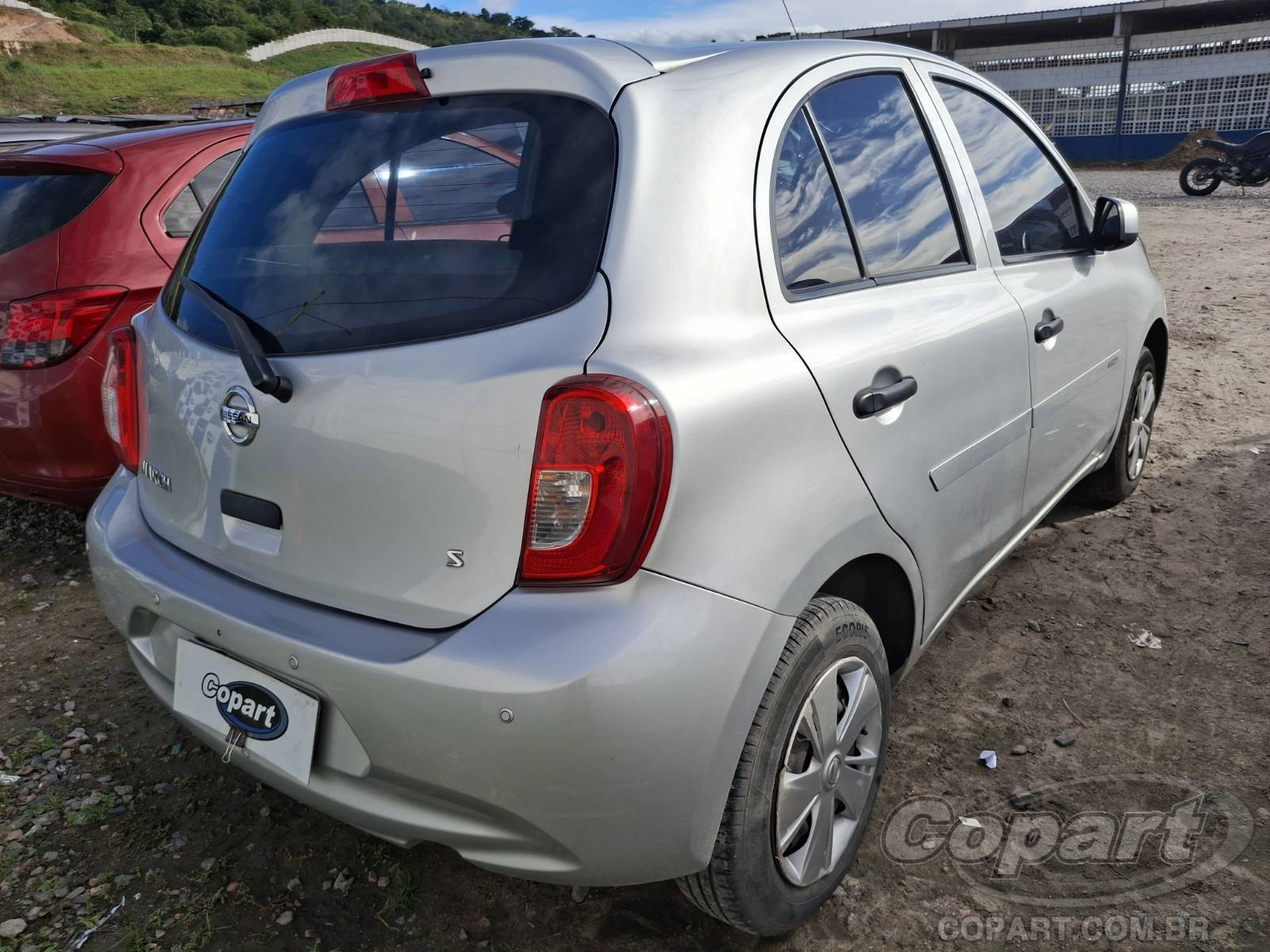2017 NISSAN MARCH — foto 4 de 10