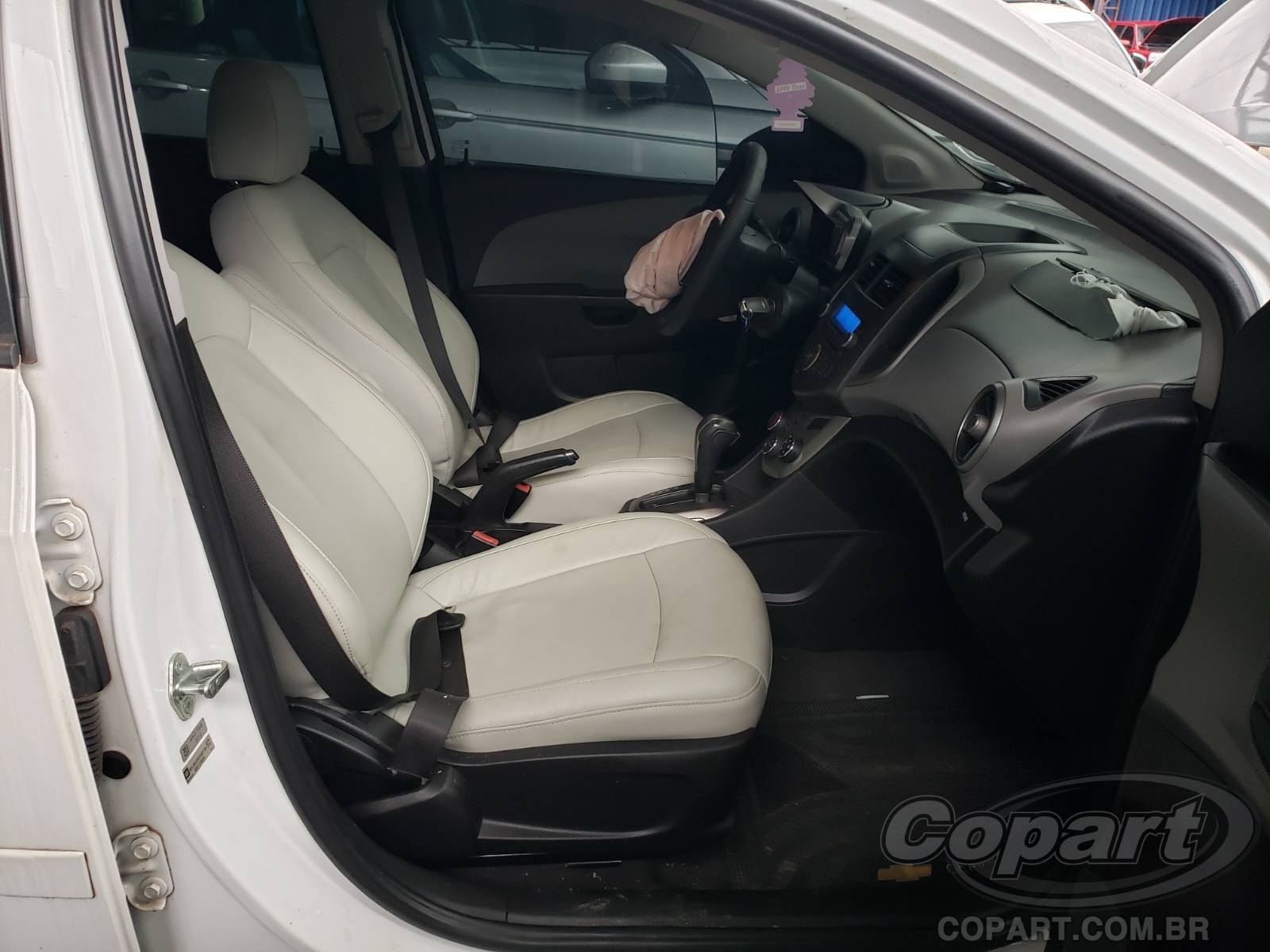 Foto 5: 2013 CHEVROLET SONIC SEDAN