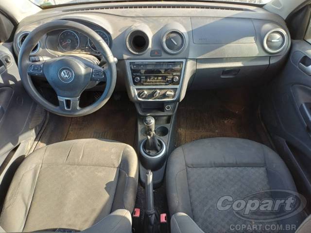 2015 VOLKSWAGEN VOYAGE 