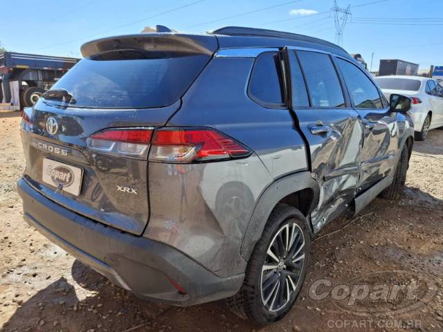 2026 TOYOTA COROLLA CROSS 