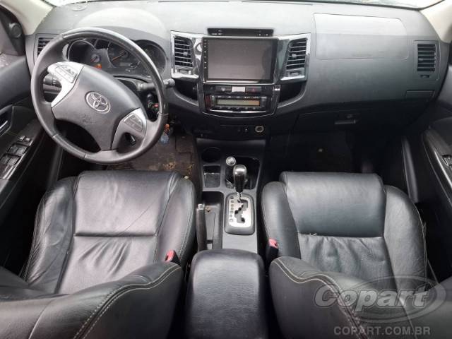 2015 TOYOTA HILUX SW4 
