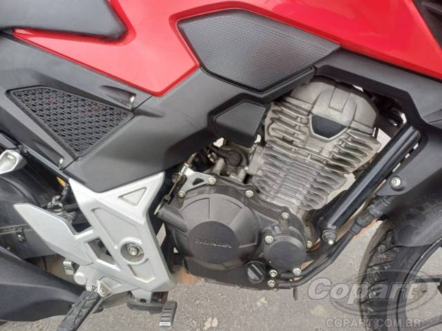 2024 HONDA CB 300F 