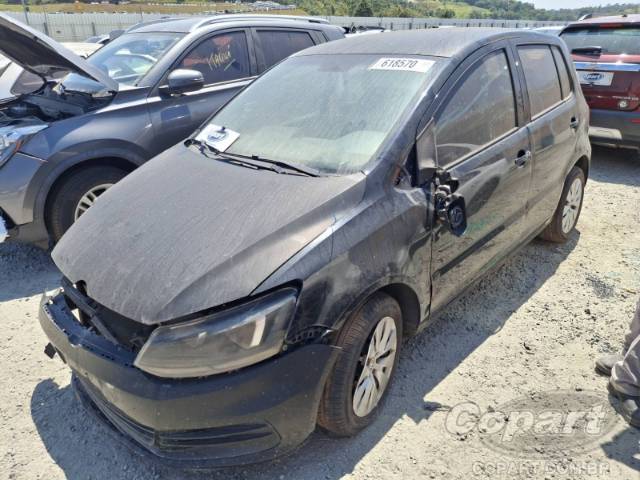 2015 VOLKSWAGEN FOX 