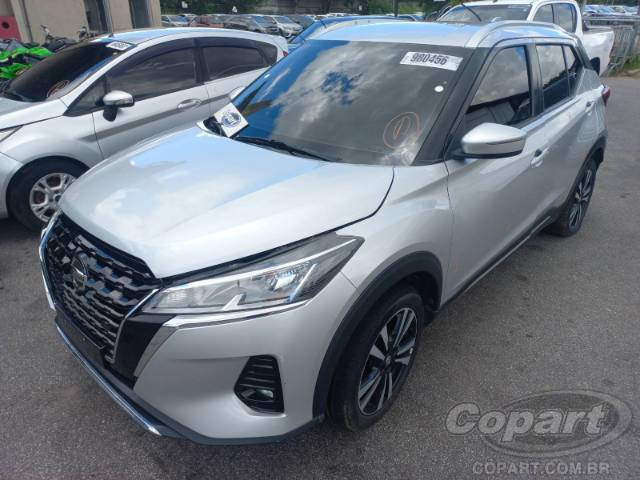 2022 NISSAN KICKS 