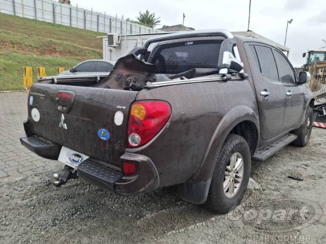 2016 MITSUBISHI L200 TRITON 