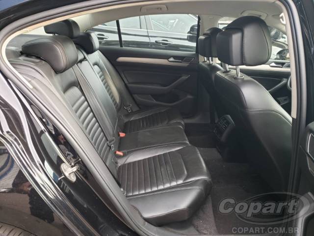 2018 VOLKSWAGEN PASSAT 