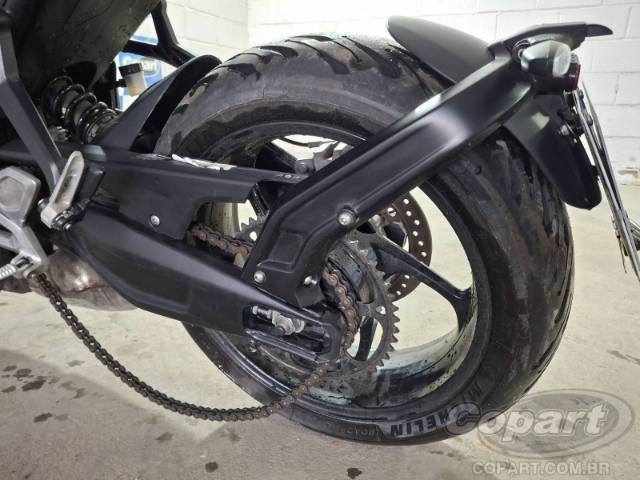 2025 TRIUMPH TRIDENT 