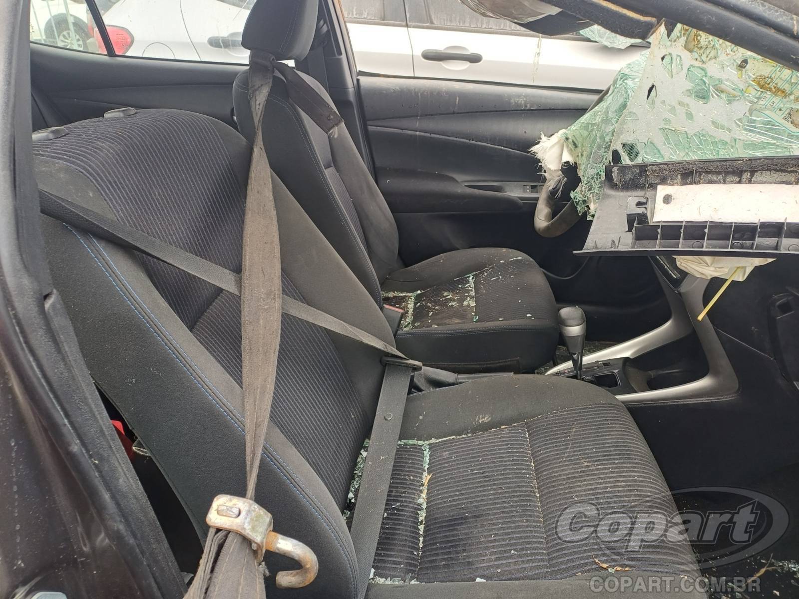 Foto 5: 2020 TOYOTA YARIS