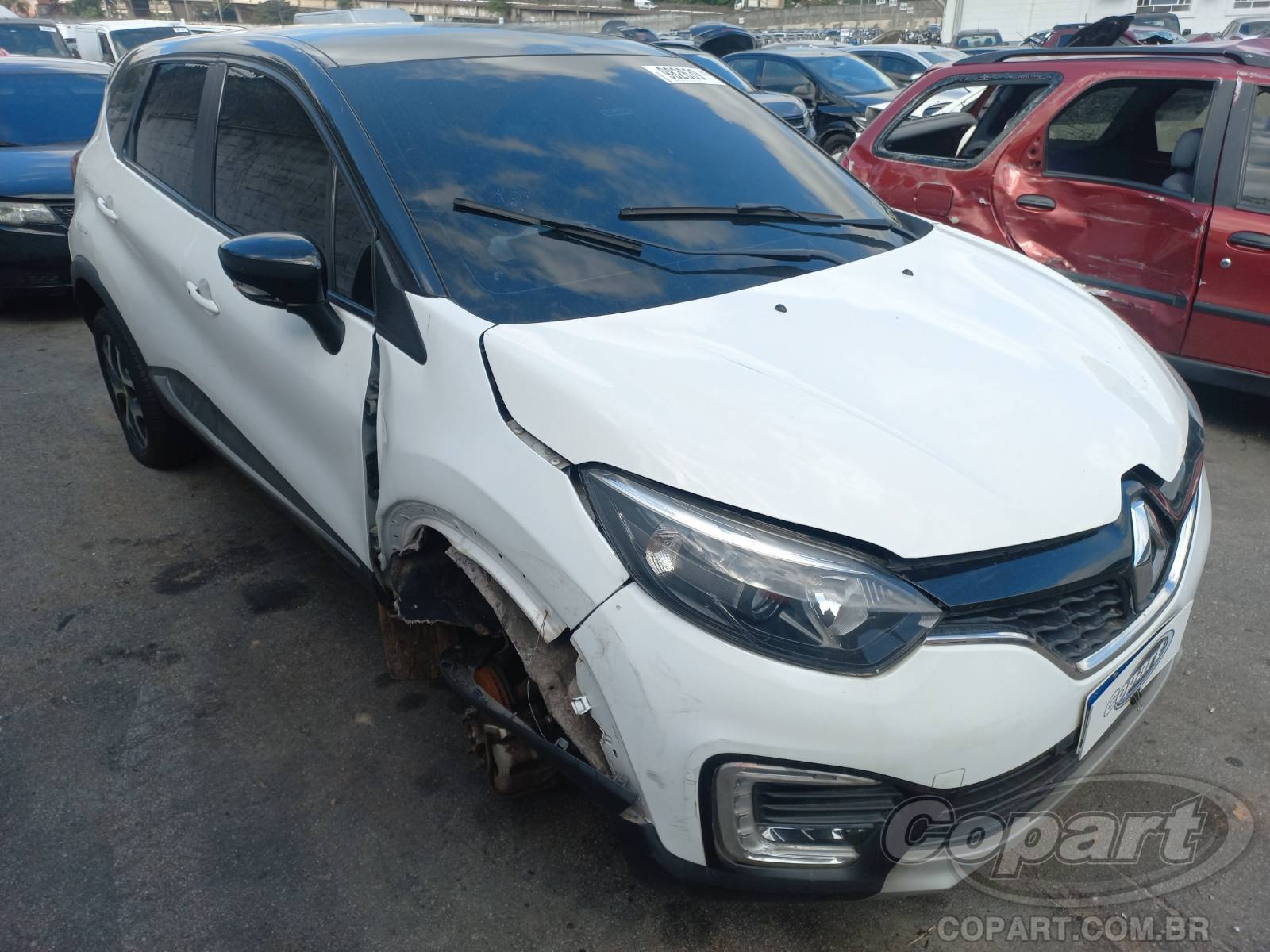 Veículo Renault Captur Renault Captur Intense 1.6 16V 2020 Colisão Média Monta 2020 em leilão