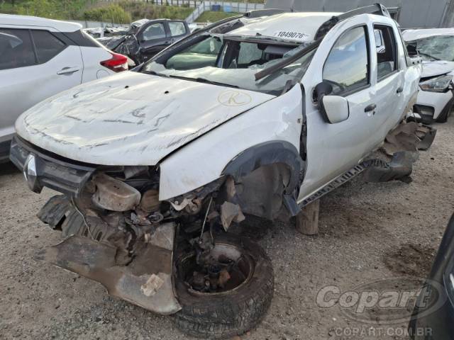 2020 RENAULT DUSTER OROCH 